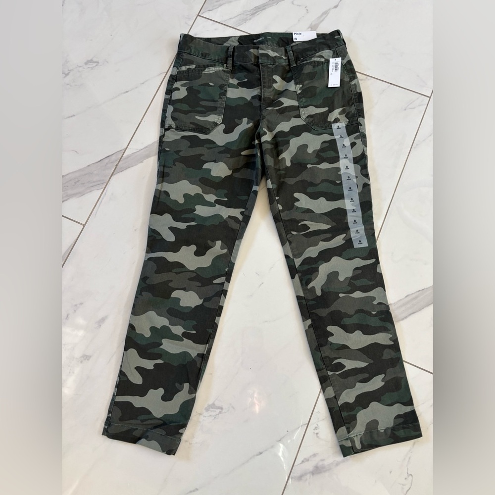 Old Navy Camouflage Ankle Pants - Picture 1 of 7